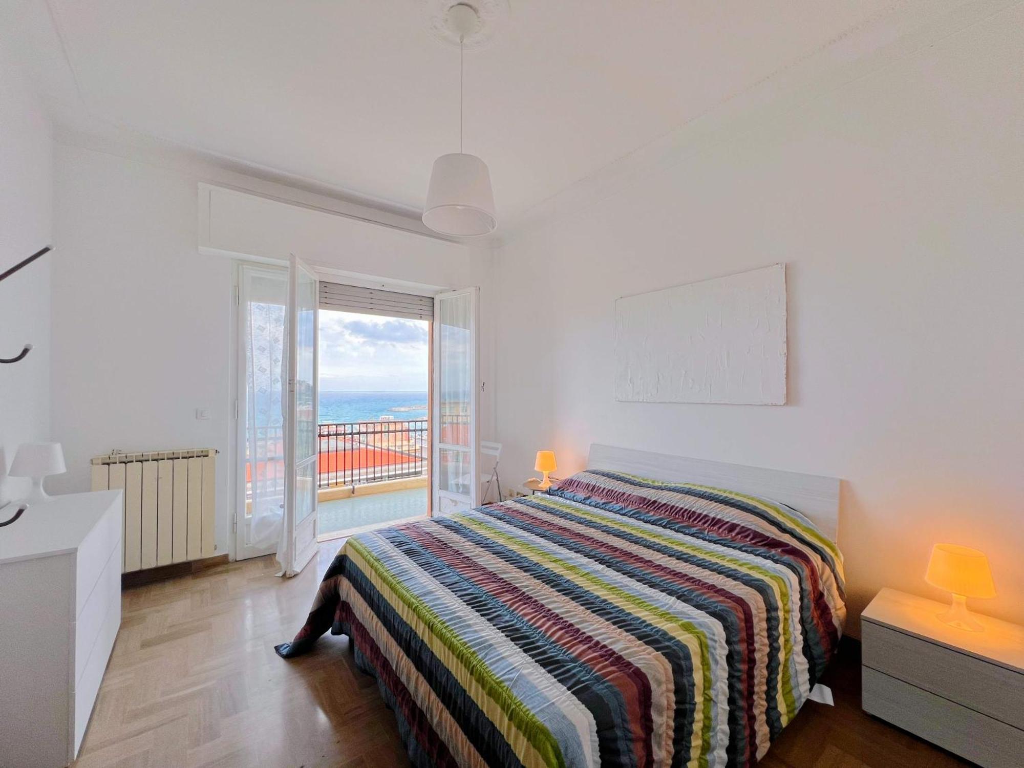 Ampio Appartamento Con Vista Varazze Εξωτερικό φωτογραφία