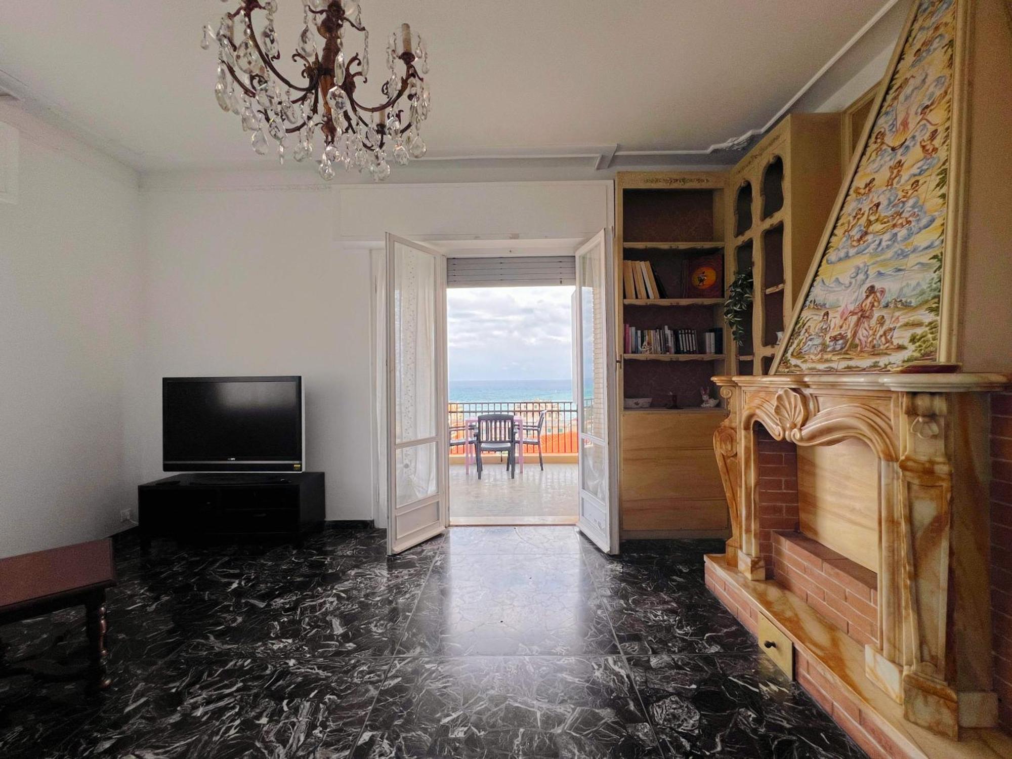 Ampio Appartamento Con Vista Varazze Εξωτερικό φωτογραφία