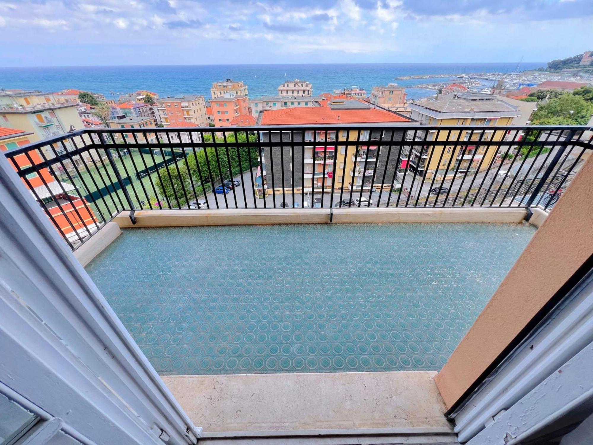Ampio Appartamento Con Vista Varazze Εξωτερικό φωτογραφία